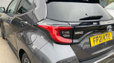 Toyota Yaris 1.5 Hybrid Design 5dr CVT Hybrid Hatchback